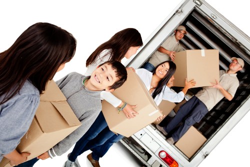 Moving truck service for homes in West Ham