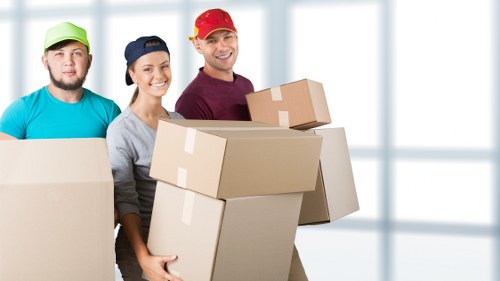 Commercial moving truck service for West Ham businesses